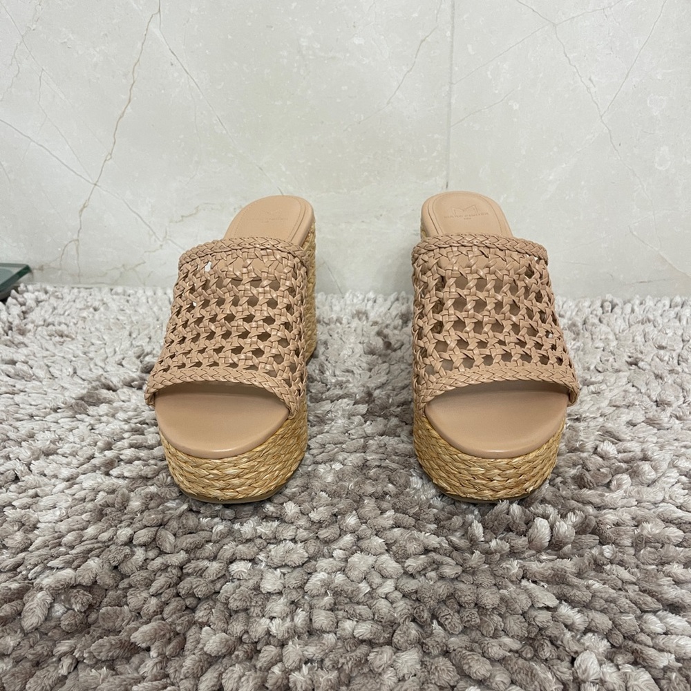 Marc Fisher platform heeled sandals. Perfect condition only worn one time.